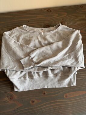 Free People Light Gray Cropped Sweatshirt - Like New